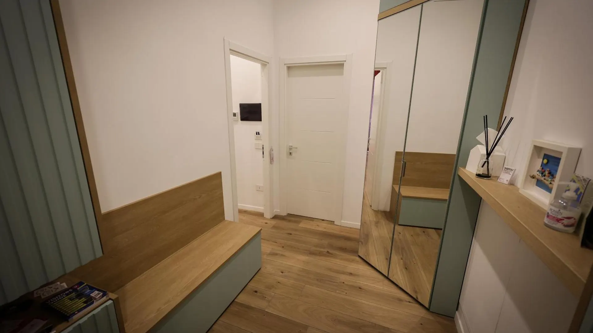 Napoli Into Core - Bed & Breakfast